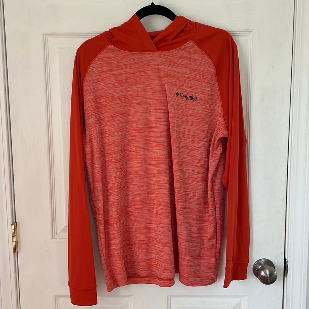 Columbia PFG Top
